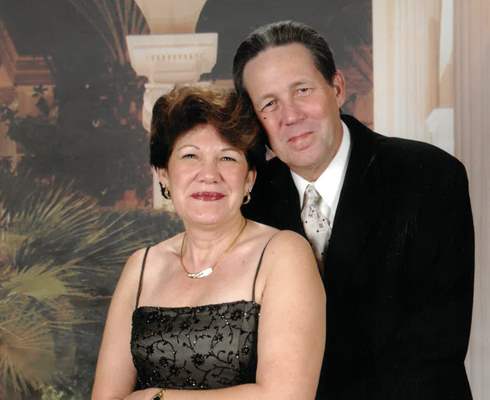 image of Sam Reese and his wife Gloria